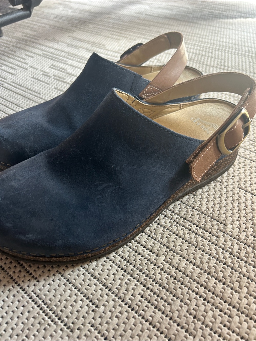 Women's Dansko Merrin Navy Suede Slingback Clogs EU 38